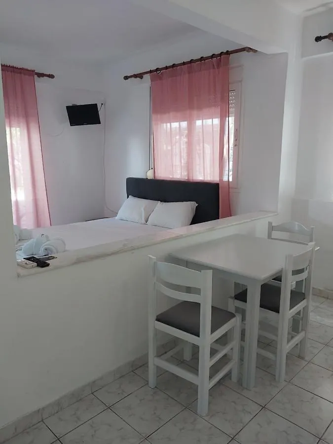 Pelekan Rooms And Apartments Athina 11 Pefkochori Greece